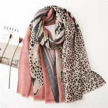 将图片加载到图库查看器，Fashion Leopard Scarf Women High Quality Autumn Winter Wrap Stylish Casual Wear Scarfs For Women Elegant Women's Scarf Fashion Scarf
