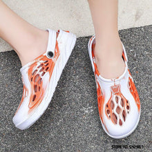 将图片加载到图库查看器，Fashion Men Sandals Summer Hole Rubber Clogs Garden Shoes Beach Flat Slippers Slip On Beach Sandals Lightweight Slippers Water Shoes
