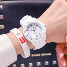 将图片加载到图库查看器，Fashion Silicone Women Watches Simple Sport Quartz Wristwatches Fresh Children Clock Casual Quartz Wristwatch Silicone Band Watch For Women Girls Student Watches
