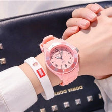 将图片加载到图库查看器，Fashion Silicone Women Watches Simple Sport Quartz Wristwatches Fresh Children Clock Casual Quartz Wristwatch Silicone Band Watch For Women Girls Student Watches

