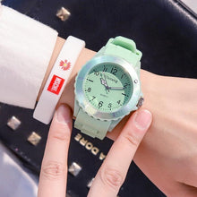 将图片加载到图库查看器，Fashion Silicone Women Watches Simple Sport Quartz Wristwatches Fresh Children Clock Casual Quartz Wristwatch Silicone Band Watch For Women Girls Student Watches
