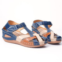 Load image into Gallery viewer, Fashion Women Sandals Waterproo Slip On Round Slippers Casual Comfortable Outdoor Fashion Summer Shoes Women Retro Leather Arch Support Comfy Round Toe Sandals Toe Protection Design For Women Girls
