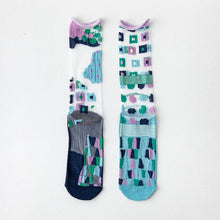 Load image into Gallery viewer, Fashion Women Socks New Spring Summer Mesh Thin Long Printed Socks Women Casual Breathable Fresh Flower Socks Korea Style Color Thin Socks For Women
