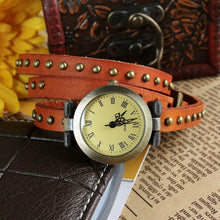 将图片加载到图库查看器，Fashionable River Leather Belt Retro Watch
