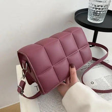 Load image into Gallery viewer, Fashionable Women's Bag Autumn Winter Female Literary Single-Shoulder Bag Chain Design Cross-Body Bag Trendy Women's Bag
