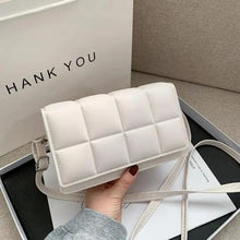 Load image into Gallery viewer, Fashionable Women's Bag Autumn Winter Female Literary Single-Shoulder Bag Chain Design Cross-Body Bag Trendy Women's Bag
