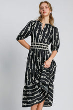 将图片加载到图库查看器，Bow Tie Print Notched Contrast Velvet Trim Midi Dress–Elegant Bow Tie Print, Modern Notched Neckline, Luxurious Velvet Trim, Sophisticated Midi Dress for Special Events
