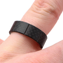 将图片加载到图库查看器，Mens Solid Carbon Fiber Ridged Stainless Steel Ring

