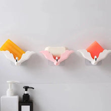 将图片加载到图库查看器，Flamingo Soap Dish Keep Soap Dry Clean Shower Soap Saver Tray Plastic Adhesive Drain Sponge Holder Bathroom Tool Soap Dish with Drains Soap Holder with Hooks Easy Dry SoapTray Easy Cleaning Soap Saver Extend Soap Life Powerful Adhesive No Drilling
