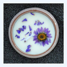 将图片加载到图库查看器，Flower Aromatherapy Candle Soy Wax Home Decorative Scented Candles  Portable Travel Jar Aromatherapy Candles Set Used for Stress Relief in Bath Yoga Sleep Ideal for Thanksgiving Christmas Birthday Wedding Party Home Decoration Aroma Candles
