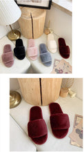 将图片加载到图库查看器，Fluffy Slippers Women Cozy Faux Fur Cross Indoor Floor Slides Flat Soft Furry Shoes Fluffy Furry Fur Slippers Flip Flop Open Toe Cozy House Memory Foam Sandals Slides Soft Flat Comfy Slippers
