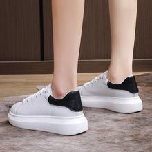 将图片加载到图库查看器，Genuine Leather Women Platform Sneakers Autumn Fashion Sports Little White Shoes Platform Flats Casual Lace Up Woman Comfort Walking Sneakers
