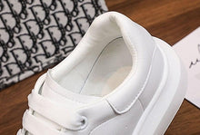 将图片加载到图库查看器，Genuine Leather Women Platform Sneakers Autumn Fashion Sports Little White Shoes Platform Flats Casual Lace Up Woman Comfort Walking Sneakers
