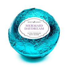 Load image into Gallery viewer, Mermaid Daydream Bath Bomb 5 ounces
