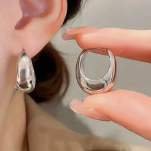 将图片加载到图库查看器，Glossy Chunky Shaped Hoop Earrings Copper Jewelry Vintage Elegant Style Female Geometric Ear Buckles
