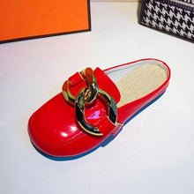 Load image into Gallery viewer, Gold Chain Women Slipper Closed Toe Slip On Mules Shoes Round Toe Low Heels Casual Slides Flat Mules Comfortable Slides Mules Shoes Ladies Slip-On Luxury Shoes
