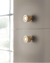 将图片加载到图库查看器，Gold Luxury Door Handles Zinc Alloy Cabinet Handle Drawer Knobs European Wardrobe Pulls Kitchen Furniture Handle Wardrobe Drawer Dresser Closet Furniture Door Handles Knobs Kitchen Office Home Hardware
