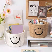 将图片加载到图库查看器，Happy Face Woven Storage Basket

