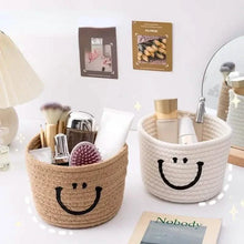 将图片加载到图库查看器，Happy Face Woven Storage Basket
