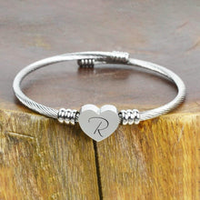 将图片加载到图库查看器，Heart Cable Initial Bracelet Hypoallergenic and Adjustable
