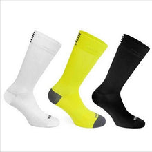 将图片加载到图库查看器，High quality Professional Sport Socks Breathable Road Bicycle Socks For Outdoor Sports Racing Cycling Socks For Men And Women
