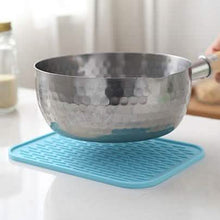 Load image into Gallery viewer, Home Anti-Hot Silicone Mat

