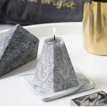 将图片加载到图库查看器，Home Decorative Aromatic Candles Scented Candles 3D Iceberg Shape Room Fragrance Candles Strong Fragrance Scent Stress Relief Gift for Women on Birthday Anniversary Aromatherapy Home Decoration
