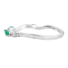 Load image into Gallery viewer, Emerald Diamond stackable band set 14KT White Gold
