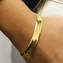 Load image into Gallery viewer, Italian Solid Sterling Silver 7MM Herringbone Bracelet

