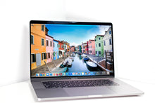 将图片加载到图库查看器，2018 Apple MacBook Pro 15-Inch Core i9 2.9GHz-4.8GHz 32GB RAM 1TB SSD (Silver)

