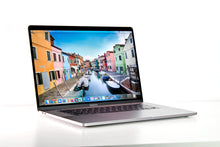 将图片加载到图库查看器，2018 Apple MacBook Pro 15-Inch Core i9 2.9GHz-4.8GHz 32GB RAM 1TB SSD (Silver)
