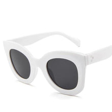 将图片加载到图库查看器，Ladies Fashion Retro Sun Sunglasses For Women Cat Eye Glasses Women/Men Luxury Eyewear For  Female Lightweight Frame Glasses For Women Retro Eyewear Unique Style Eyeglasses
