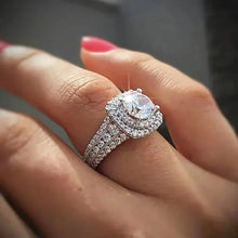 Load image into Gallery viewer, Large Oval Women Synthetic Zirconia Wedding Rings
