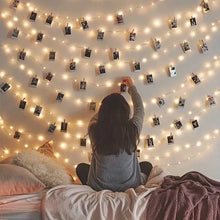 Load image into Gallery viewer, LED String Lights with 40 Wooden Clips
