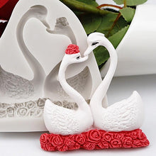 将图片加载到图库查看器，Lovely Couple Swan Shape Silicone Mold  Fondant Chocolate Resin Aroma Stone Soap Mold For Pastry Cup Cake Decorating Kitchen Tool Swan Silicone Fondant Molds Swan Couple Chocolate Mold
