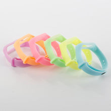 将图片加载到图库查看器，Luminous Glowing Silicone Wrist Strap For Smart Watch Bands Replacement Bracelet Soft Silicone Watch Strap Glow-in-Night Safety And Children Anti-Scratch Protective Watch Bands
