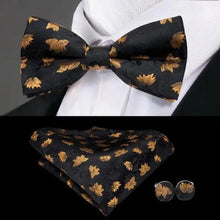 将图片加载到图库查看器，Luxury Butterfly Beige Silk Bow Ties For Men Gentlemens Cufflinks Set Elegant Design Wedding Party Bowties For Tuxedo Excellent Gift For Prom
