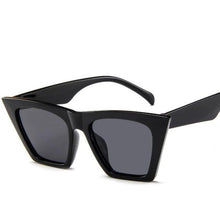 Load image into Gallery viewer, Luxury Design Sunglasses For Women Square Shape Glasses For  Women New Popular Retro Design Eyewear For Women/Men Design Sunglasses
