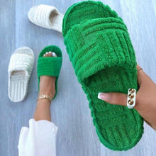 将图片加载到图库查看器，Luxury Thick Sole Women Slippers Green Flat Outwear Slides Summer Autumn Runway Flip Flops Comfy Slippers Cute Fur Slip-on Shoes Memory Foam House Slipper
