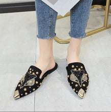 将图片加载到图库查看器，Luxury Women Mules Ladies Summer Slippers Women Shoes New Low Heels Flat Casual Shoes Woman Flip Flops Mules For Women Slip On Flats Loafers Pointed Toe Womens Mules
