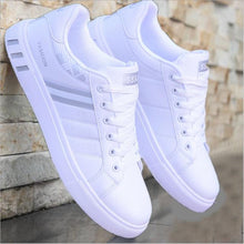 Load image into Gallery viewer, Men Casual Shoes Summer New Fashion Flat Breathable Sneakers Light Sneaker White Business Casual Fashionable Sports Shoes Vulcanized White Flat Sneakers
