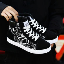 将图片加载到图库查看器，Men Fashion Sneakers Canvas Breathable Cool Street Sneakers Black Blue Red Men's Causal Shoes Comfortable Light Casual High Quality New Fashion Walking Sneakers
