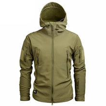 Load image into Gallery viewer, Men Green Autumn Camouflage Jacket Men's Lightweight Water-Resistant Jacket Tactical Clothing  Male Camouflage Windbreaker Breathable Outdoor Snow Jacket
