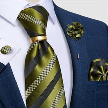 Load image into Gallery viewer, Men Luxury Red Silk Necktie Matching Cufflinks Set For Men Bridegroom Wedding Business Necktie Elegant Design Ideal Gift For Men
