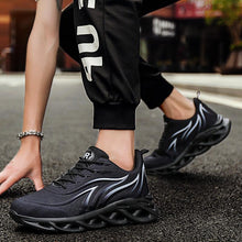 将图片加载到图库查看器，Men's Casual Sneakers Flame Print Running Mesh Shoes Outdoor Lightweight Twist Bottom Breathable Tennis Sport Shoes For Workout Walking Outdoor Sport Gym Fashion Sneakers
