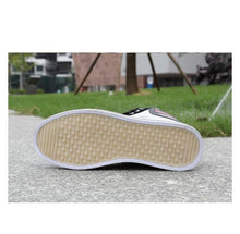 将图片加载到图库查看器，Men's High Top Sneakers Breathable Street Sports Shoes Hip Hop Trendy Style Casual Shoes Fashion Sneakers Breathable Comfort Walking Mens Sneakers

