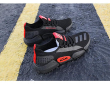 Load image into Gallery viewer, Men's Lightweight Running Shoes New Summer Comfortable And Breathable Sports Outdoor Fashion Sneakers Slip On Lightweight Athletic Fashion Casual Breathable Shoes For Walking Running Jogging
