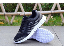 将图片加载到图库查看器，Men's Lightweight Walking Sneakers Casual Shoes Trainers Sneakers Sport Light Sneakers Breathable Casual Shoes Outdoor Walking Comfortable Running Sneakers For Mens
