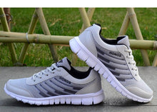 将图片加载到图库查看器，Men's Lightweight Walking Sneakers Casual Shoes Trainers Sneakers Sport Light Sneakers Breathable Casual Shoes Outdoor Walking Comfortable Running Sneakers For Mens

