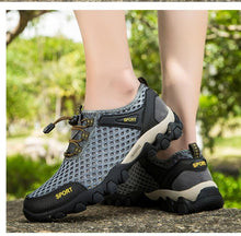 Load image into Gallery viewer, Men's Non-Slip Hiking Climbing Water Sports Shoes Beach Barefoot Surfing Shoes Outdoor River Upstream Quick Dry Barefoot Beach Sneakers Swim Boating Fishing Yoga Gym
